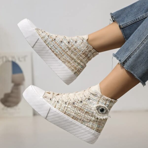 Deportiva botín ojo