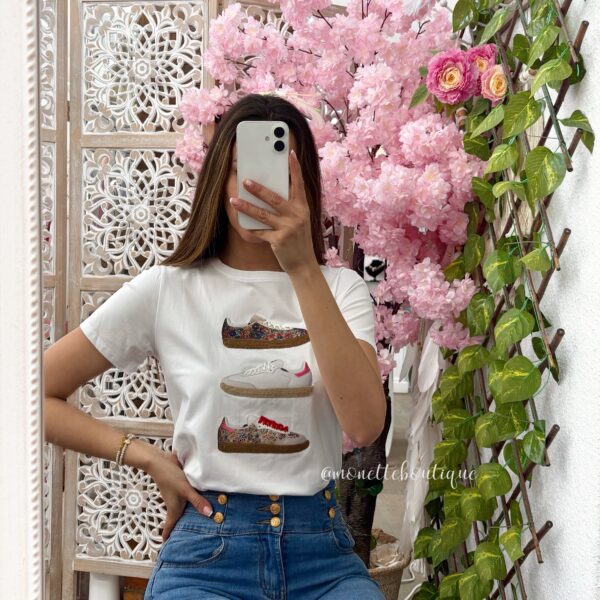Camiseta zapatillas
